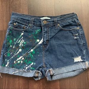 LEVI High Waisted Perfectly Slimming Denim Shorts